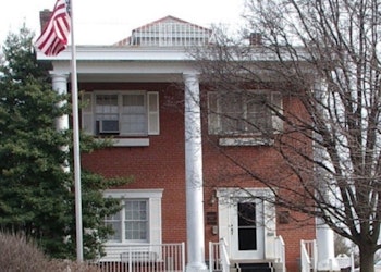 Gump Holt Funeral Home